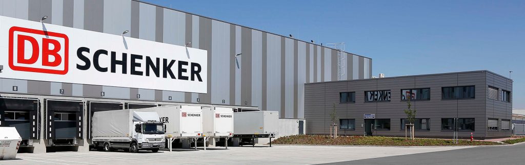 Vom neuen Shared Logistics Center bietet DB Schenker weltweite Beschaffungs- und Produktionslogistik sowie internationale Distribution an. © Schenker Deutschland AG/Stefan Sämmer