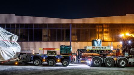 131 Tonnen auf dem Weg zur weltgrößten Baumaschinen-Messe BAUMA © Michael Neuhaus / DB Schenker