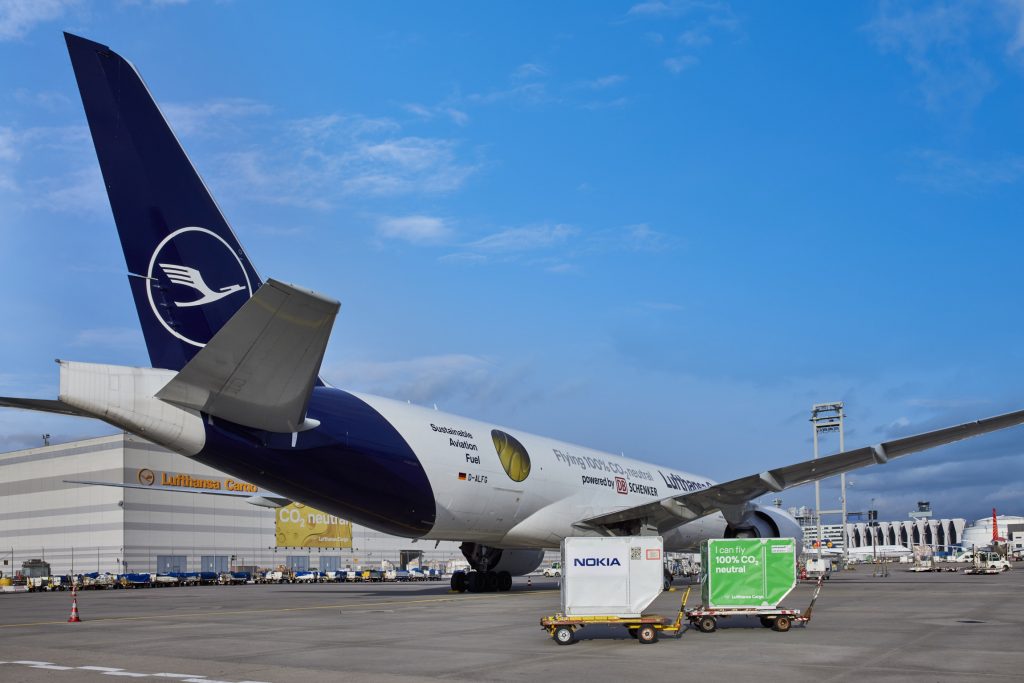 DB Schenker, Lufthansa Cargo i Nokia łączą siły, by zapewnić transport lotniczy neutralny pod względem emisji CO2